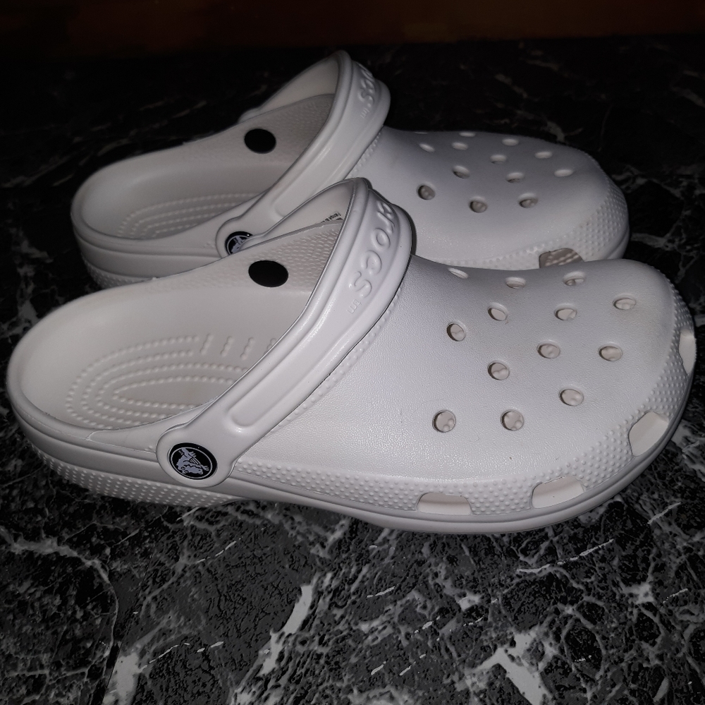 White Crocs size 8